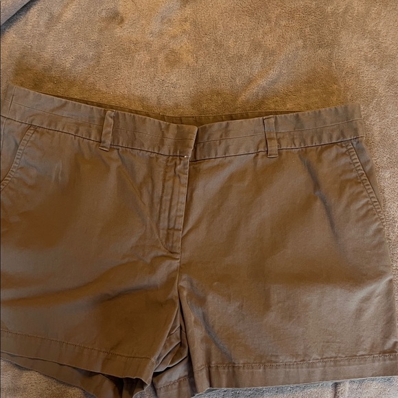 LOFT Tan Women's shorts- like new! - Picture 1 of 7